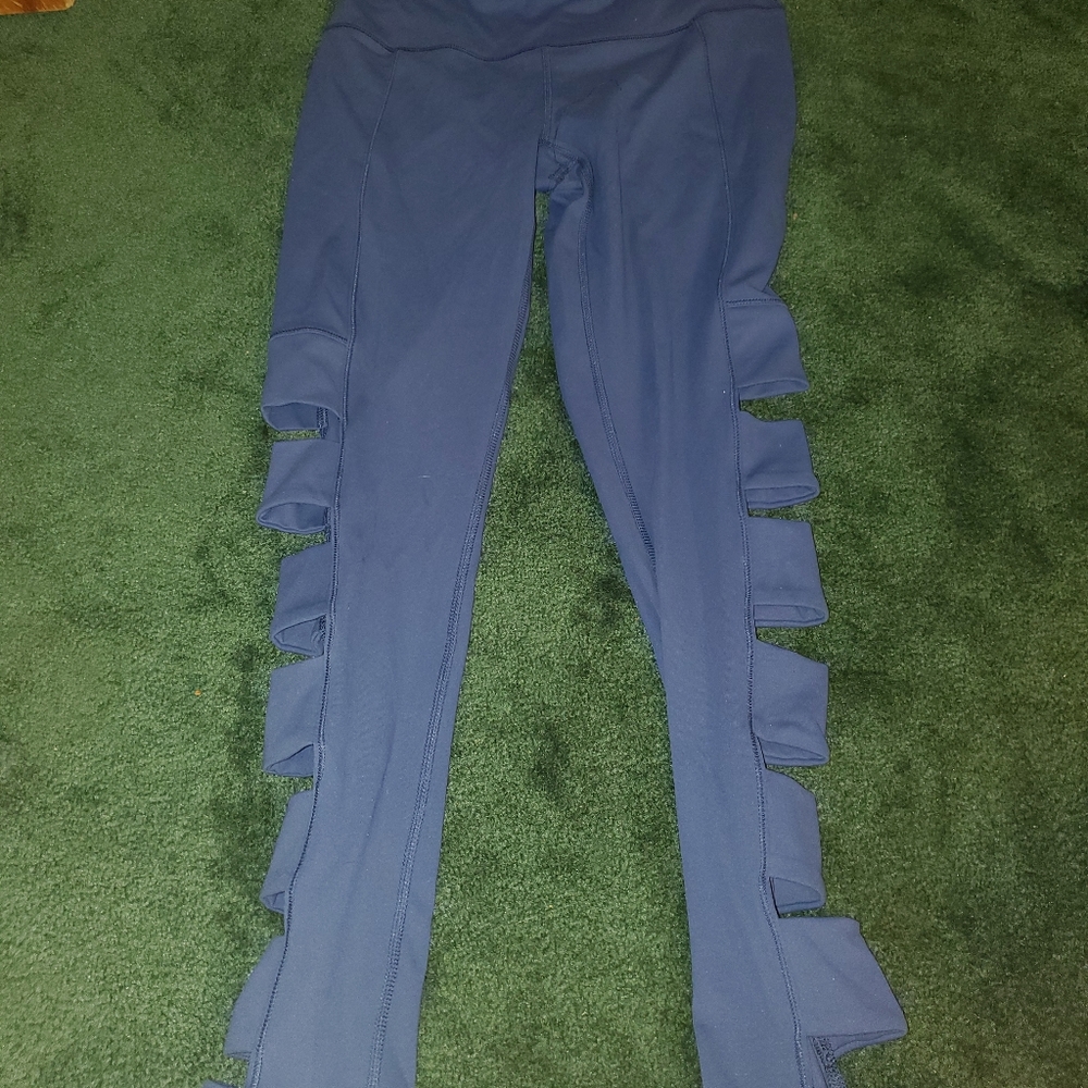Blue Yogalicious small leggings